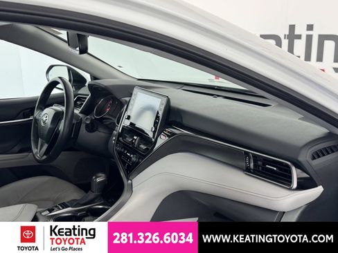 Used 2024 Toyota Camry XSE FWD image 21