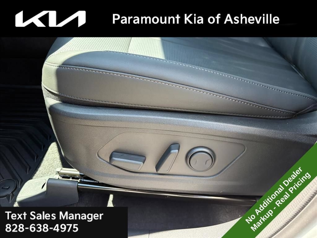 New 2026 Kia Sorento S w/ S Panoramic Sunroof Package AWD/4WD image 19
