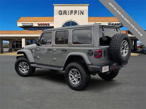 Used 2021 Jeep Wrangler Unlimited Sahara image 9