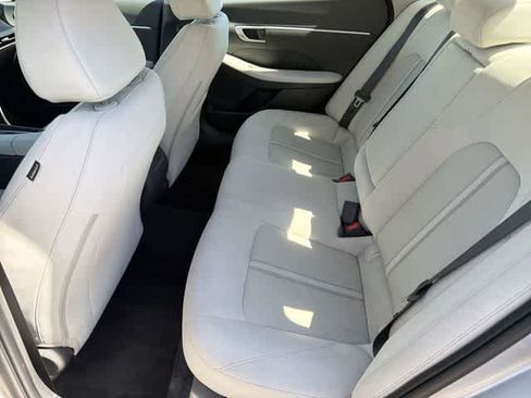 Certified 2025 Hyundai Sonata SEL image 16