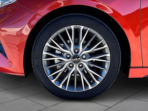 Used 2023 Kia Forte GT-Line w/ GT-Line Premium Package image 10