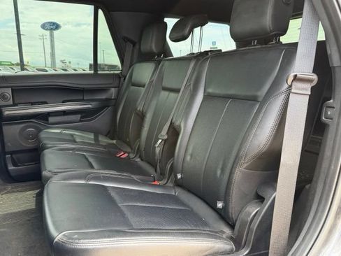 Used 2019 Ford Expedition XLT w/ Equipment Group 202A RWD image 11