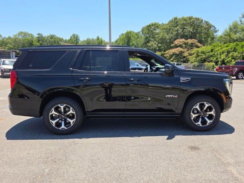 New 2026 GMC Yukon AT4 w/ AT4 Premium Plus Package AWD/4WD image 12