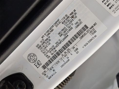 Used 2022 Ford F150 XLT w/ XTR Package image 37