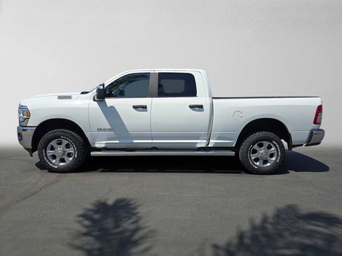 Used 2023 RAM 2500 Big Horn w/ Level 1 Equipment Group AWD/4WD image 6