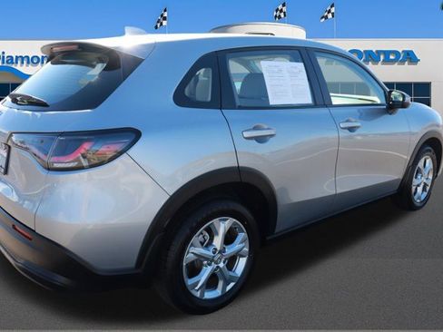 Certified 2024 Honda HR-V LX image 7