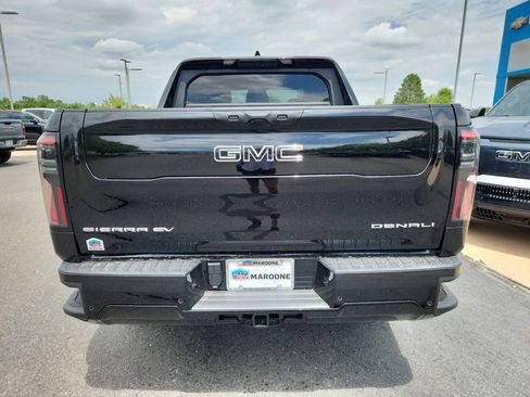 New 2025 GMC Sierra EV Denali image 11
