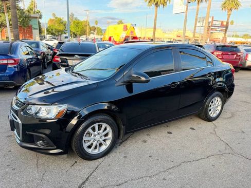 Used 2017 Chevrolet Sonic LT image 9