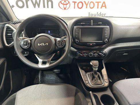 Used 2022 Kia Soul LX w/ Technology Package image 22