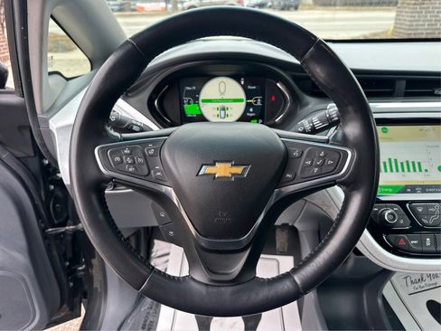 Used 2017 Chevrolet Bolt Premier w/ Driver Confidence II Package image 27