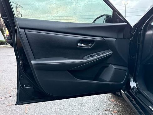 Used 2022 Nissan Sentra SV image 16