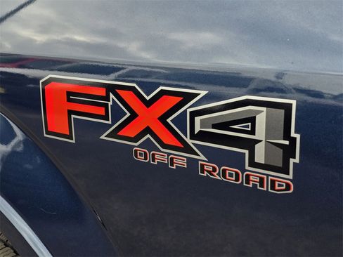 Used 2017 Ford F150 Lariat image 9