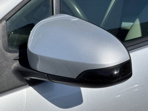 Used 2015 Toyota Prius C One FWD image 51