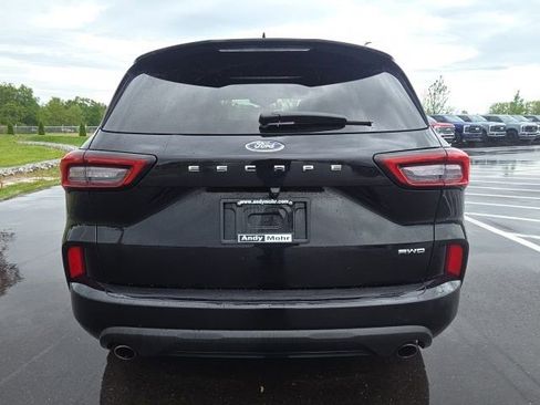 Used 2024 Ford Escape ST-Line AWD/4WD image 9