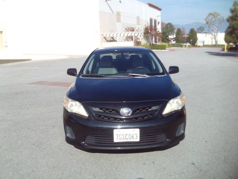 Used 2012 Toyota Corolla LE image 25