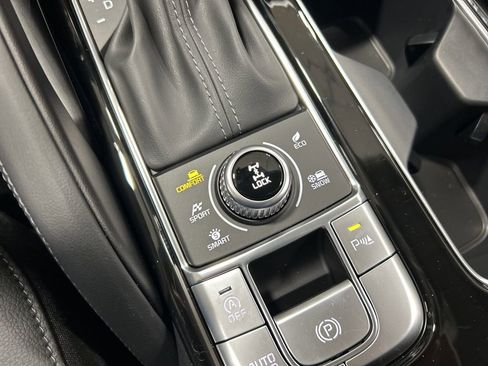 New 2025 Kia Telluride EX image 22