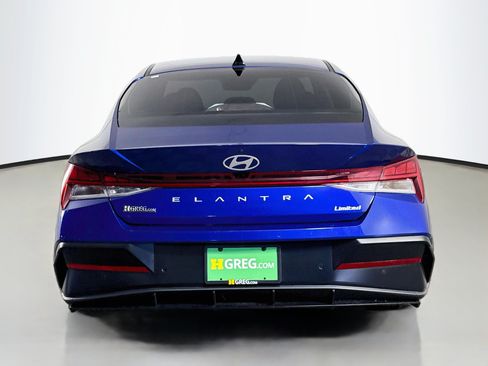 Used 2024 Hyundai Elantra Limited FWD image 8