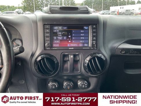 Used 2016 Jeep Wrangler Sahara AWD/4WD image 16