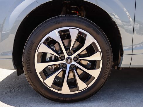 New 2026 Audi Q3 quattro 2.0T AWD/4WD image 14