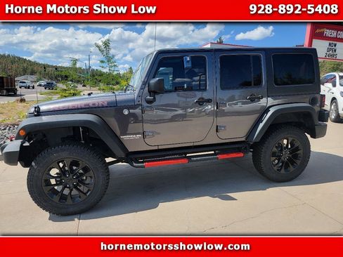 Used 2016 Jeep Wrangler Unlimited Rubicon w/ Connectivity Group AWD/4WD image 1