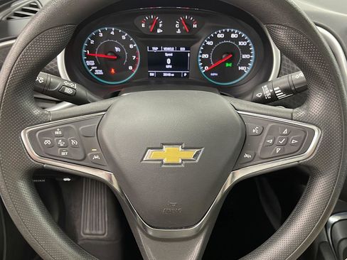 Used 2024 Chevrolet Malibu LT image 15