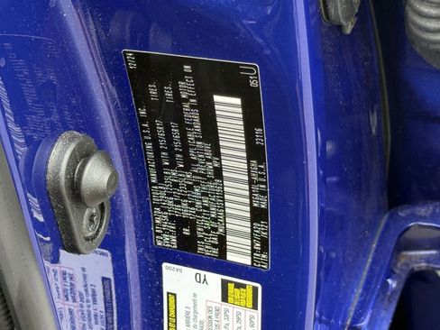 Used 2025 Toyota Corolla Cross LE image 21