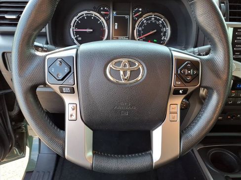 Used 2022 Toyota 4Runner Limited AWD/4WD image 10