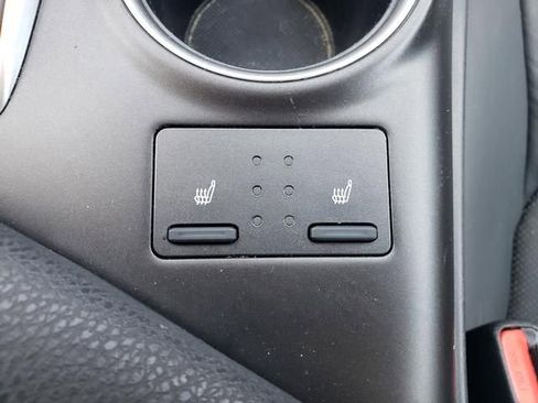 Used 2024 Toyota Camry XLE FWD image 17