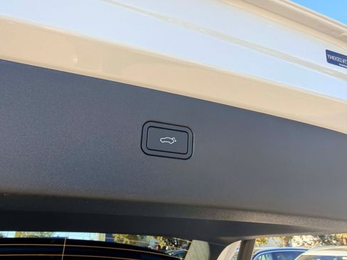 New 2026 Volvo EX30 Cross Country Ultra image 24