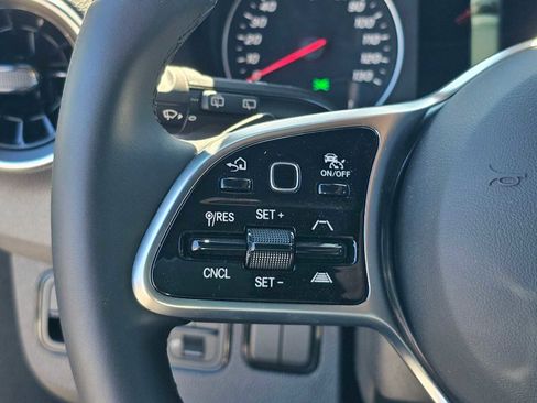 Used 2024 Mercedes-Benz Sprinter 2500 image 25