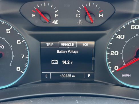 Used 2019 Chevrolet Equinox LS FWD image 33