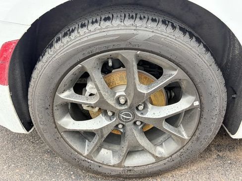 Used 2025 Chrysler Pacifica Limited FWD image 4