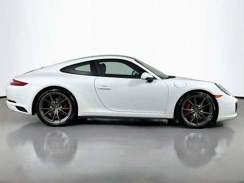Certified 2017 Porsche 911 Carrera 4S image 8