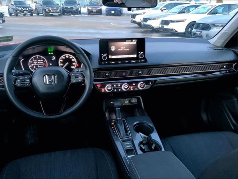 Used 2023 Honda Civic EX image 6