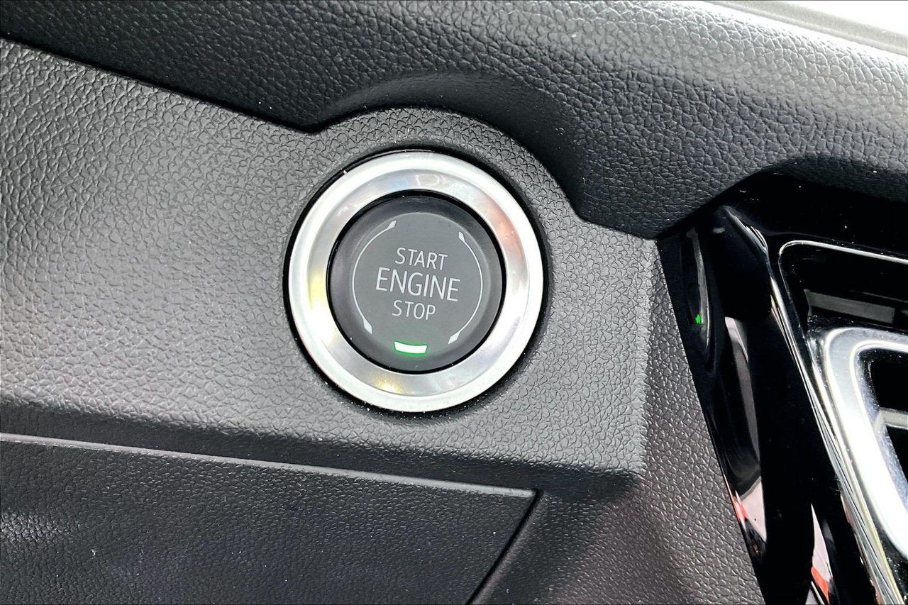 Used 2025 Chevrolet Traverse LT AWD/4WD image 27