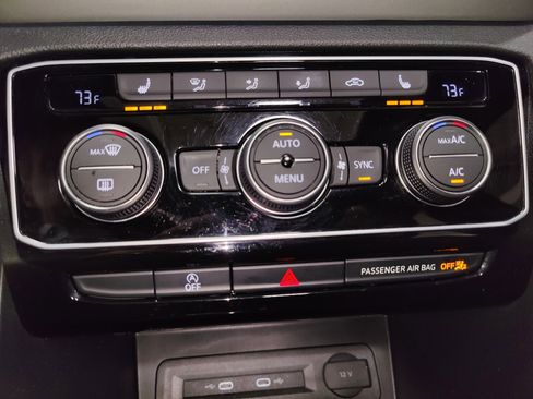 Certified 2023 Volkswagen Atlas Cross Sport SEL image 22