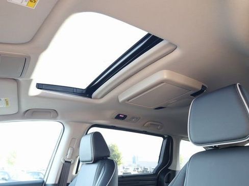 New 2026 Honda Odyssey Touring image 27