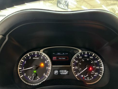 Used 2018 INFINITI QX60 Luxe image 26