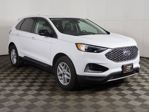 Used 2024 Ford Edge SEL image 49