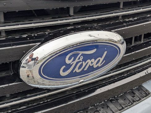 New 2026 Ford F250 Platinum image 5