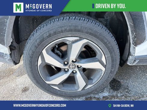 Used 2024 Toyota RAV4 SE image 13