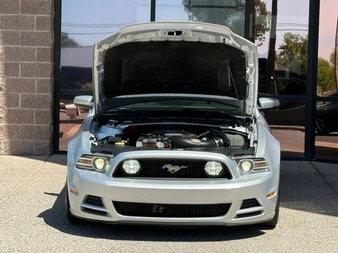 Used 2013 Ford Mustang GT Premium w/ Brembo Brake Pkg image 21