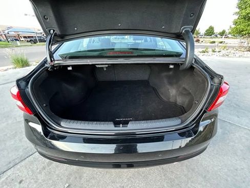 Used 2016 Hyundai Sonata Limited w/ Option Group 05 FWD image 30
