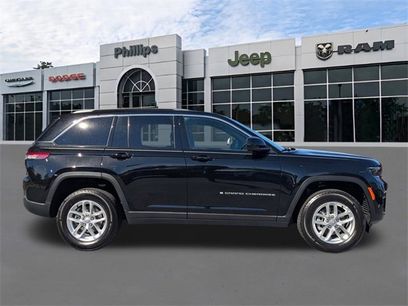 New 2025 Jeep Grand Cherokee Laredo X w/ Luxury Tech Group I