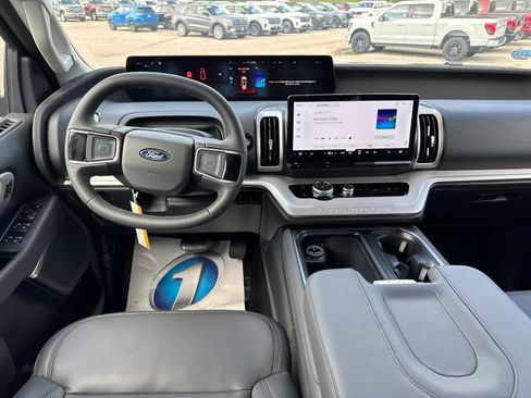 New 2026 Ford Expedition Max Active AWD/4WD image 6