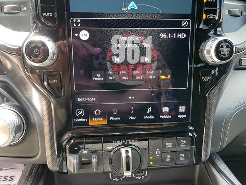 Used 2023 RAM 1500 Limited w/ Trailer Tow Group image 32