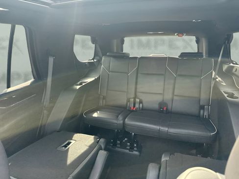 Used 2023 Cadillac Escalade Sport w/ LPO, ONYX Package AWD/4WD image 12