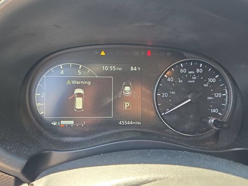 Used 2023 Nissan Kicks SV FWD image 10