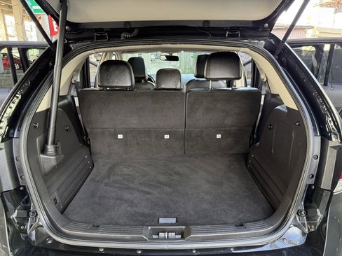 Used 2013 Lincoln MKX AWD image 18