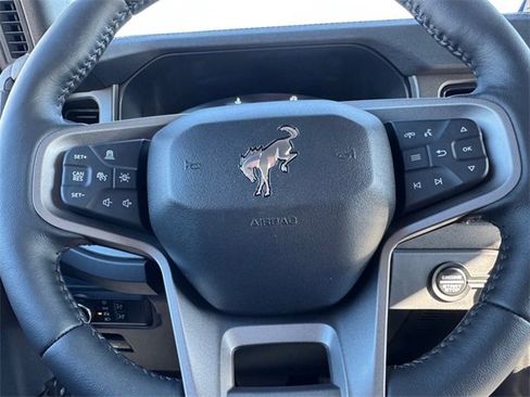 New 2025 Ford Bronco Badlands image 16